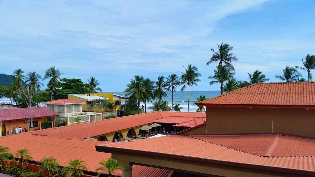 Condo – 2B