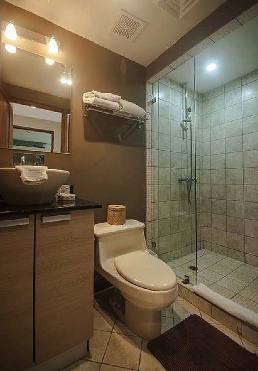 Condo – 2B