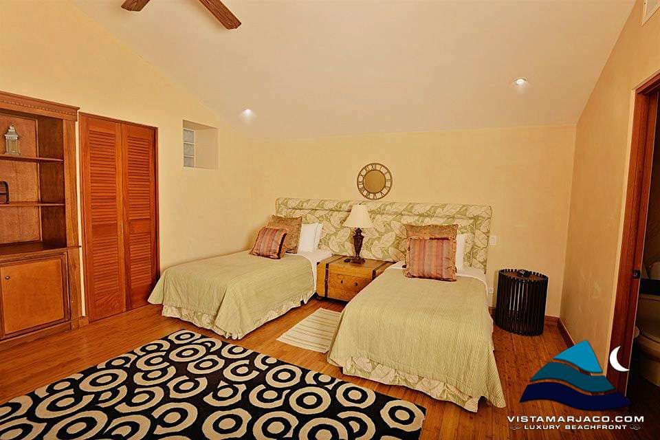 Penthouse – 7A